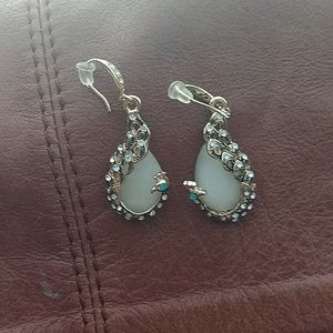 Pear and diamond necklace and earrings set